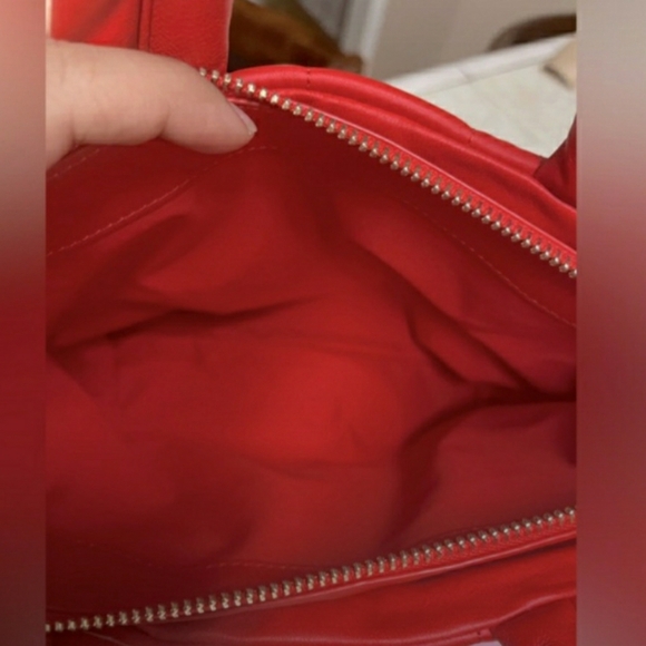 Kate Spade Leather Quilted Impeccable Stitching Crossbody Shoulder Bag Red NWT - Picture 10 of 11